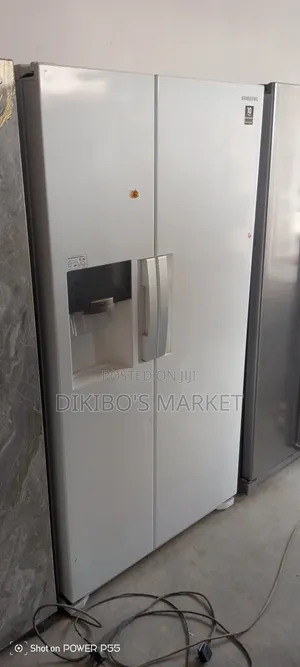 White Neat Samsung Inverter Side-by-Side Refrigerator