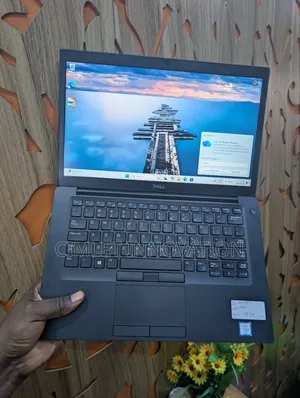 Laptop Dell Latitude 7490 16GB Intel Core i7 SSD 256GB
