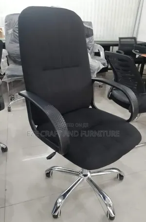 309s Highback Fabric Office Chair