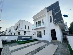 5bdrm Duplex in Ikota for sale