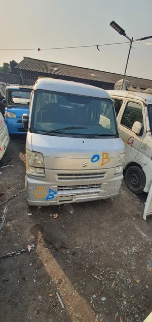 Suzuki APV Minibus 2012 Silver