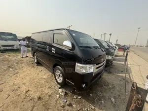 Toyota HiAce 2015 Black