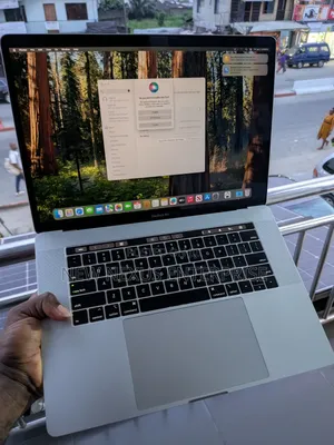 Laptop Apple MacBook Pro 2018 16GB Intel Core I9 SSD 1T