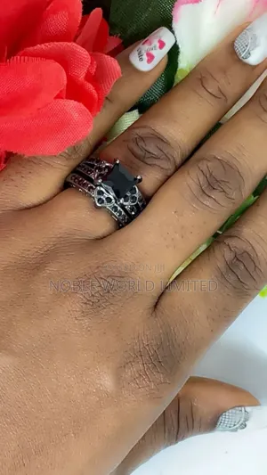 Elegant Black Bride's Wedding Rings