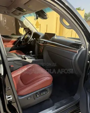 Lexus LX 2017 Black