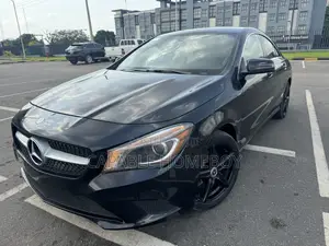 Mercedes-Benz GLA 250 2015 Black