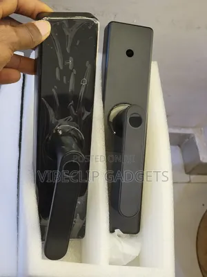 Tuya Smart Door Lock With Fingerprint, Pin, Card, Mobile App