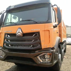 CNHTC Howo Sinotruck Yellow 2023