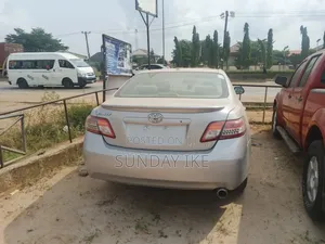 Toyota Camry 2011 Silver