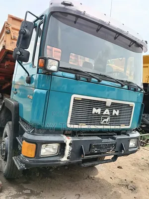 Man 2002 Blue