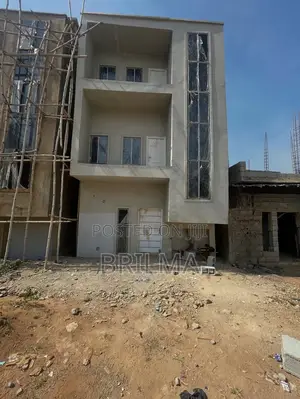 4bdrm Duplex in Wuye for sale
