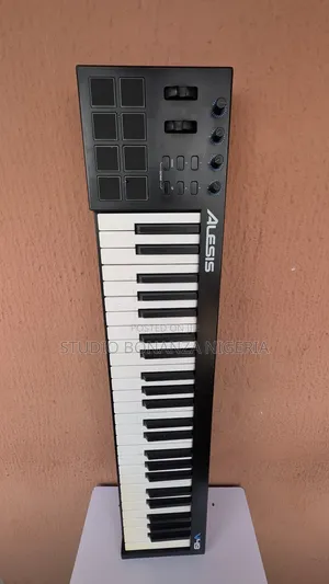 Alesis V49 Studio Midi Keyboard