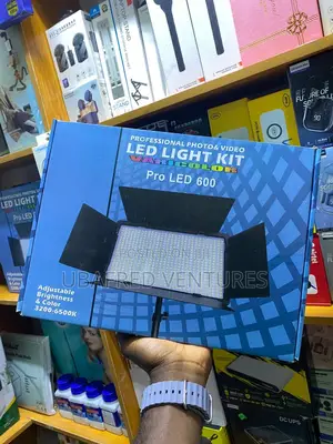 Professional Video and Photo Led Light Kit With Varicolour and Tripod