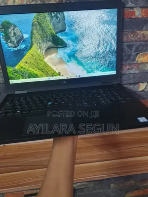 Laptop Dell Precision 3530 16GB Intel Core i7 SSD 256GB