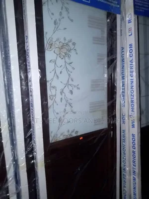 2.6ft by 7 Aluminium Glass Door