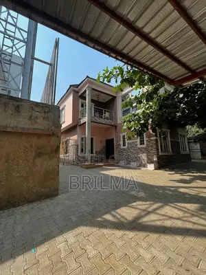 5bdrm Duplex in Kado for sale