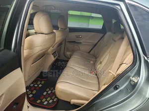 Toyota Venza AWD 2011 Green
