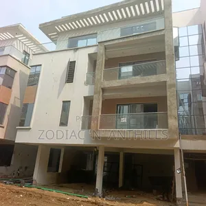 3bdrm Apartment in Adeniyi Jones for sale