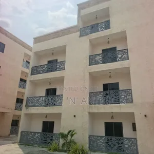 3bdrm Block of Flats in Ikeja Gra for sale