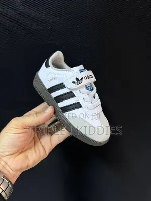 Boys/Girls Sneakers