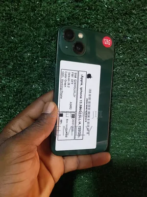 Apple iPhone 13 128 GB Green