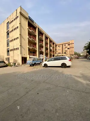 Fully Functional Commercial Plaza