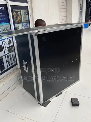 Dj Booth/Stand