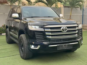 Landcruiser 2022 for Hire Services