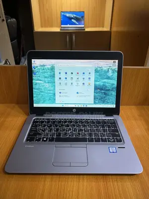 Laptop HP EliteBook 820 G3 8GB Intel Core i5 SSD 256GB