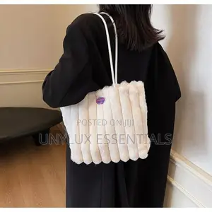 Plush Design Trendy Tote Bag