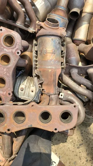 Direct Tokunbo Engine Catalyst for Toyota Sensor Rav4 4plug 2008 Model