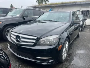 Mercedes-Benz C300 Sport 4Matic Sedan AWD (3.0L 6cyl 7A) 2011 Black