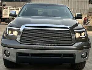 Toyota Tundra Double Cab 4x4 Limited 2010 Gray