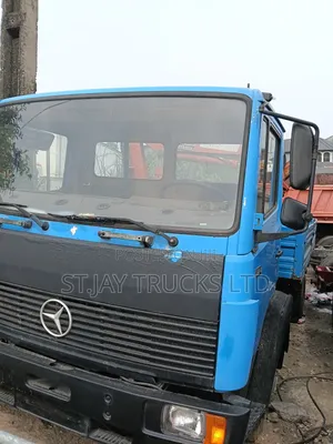 Mercedes Benz