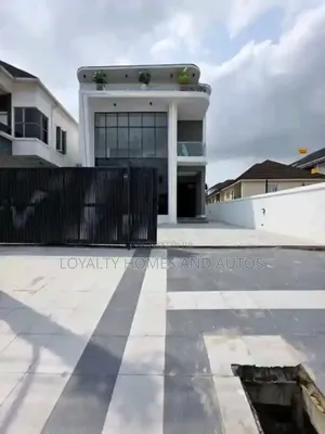 5bdrm Duplex in Lekki for sale