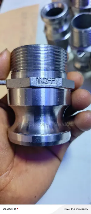 1-1/2" Male Camlock Stainless Steel Outside Threaded (Type F-150)