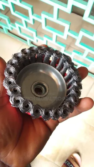 2" Twist Knot Cup Brush