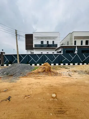 4bdrm Duplex in Ogba for sale