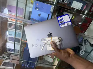 Laptop Apple MacBook Pro 2021 M1 8GB Apple M1 Pro SSD 256GB