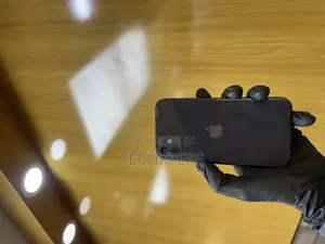 Apple iPhone 11 64 GB Black