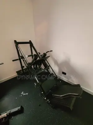 Leg Press With Hack Squat