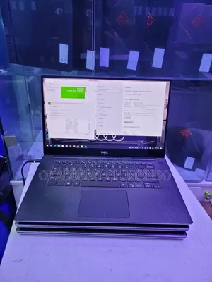 Laptop Dell Precision 5530 16GB Intel Xeon SSD 512GB