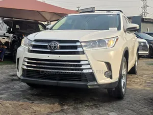 Toyota Highlander 2015 Gray