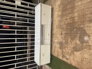6ft Tv Shelf