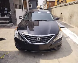 Hyundai Sonata GLS Sedan FWD (2.4L 4cyl 6A) 2011 Black