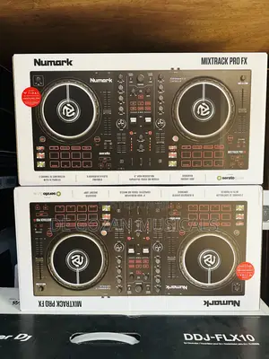 Numark - Mixtrack Pro Fx Controller