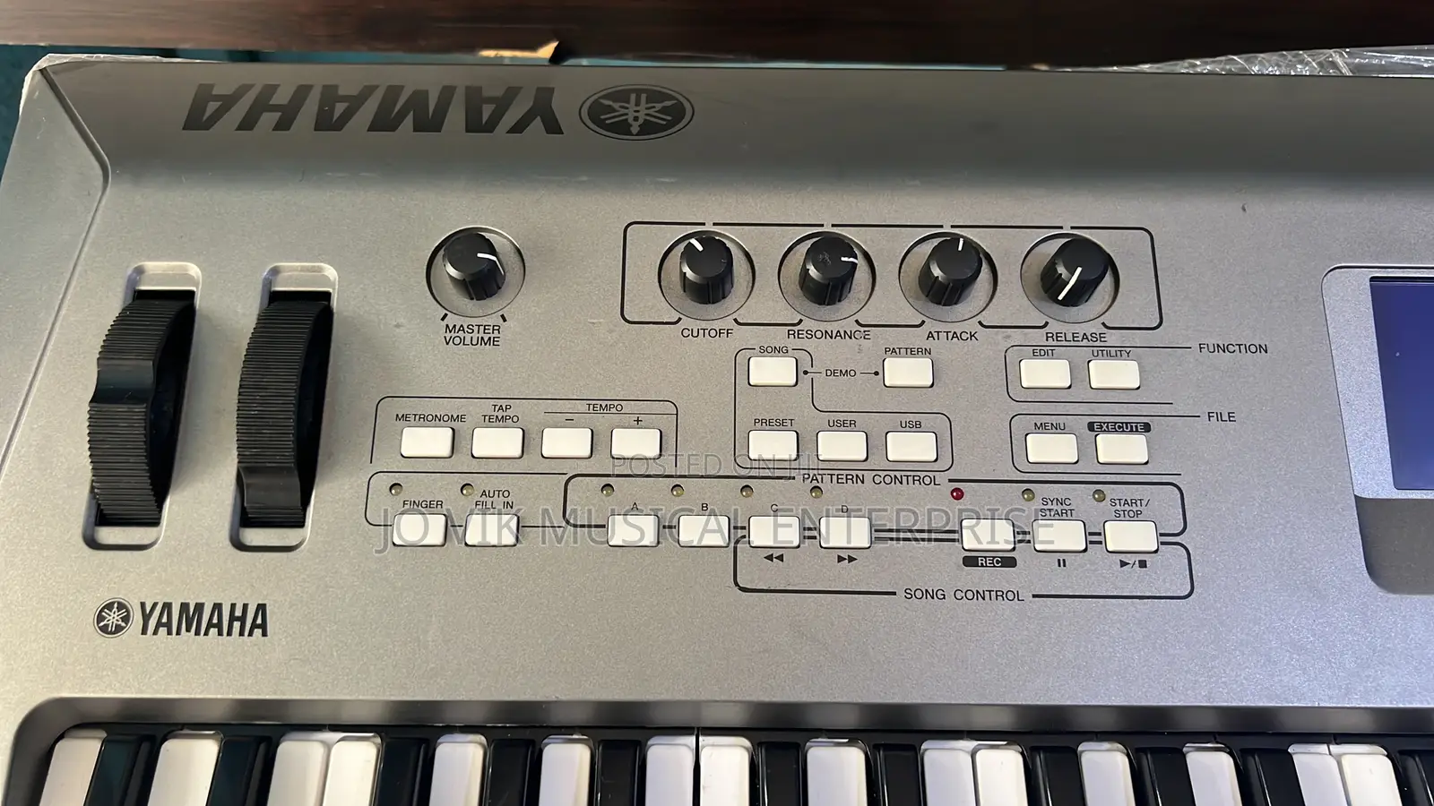 Yahama Mm6 Keyboard