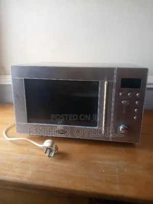 Microwave Oven in Perfect Working Condition