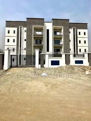 3bdrm Block of Flats in Jabi By Dakibiyu for sale