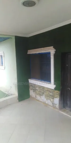 Bungalow for Residential Commercial Tolet